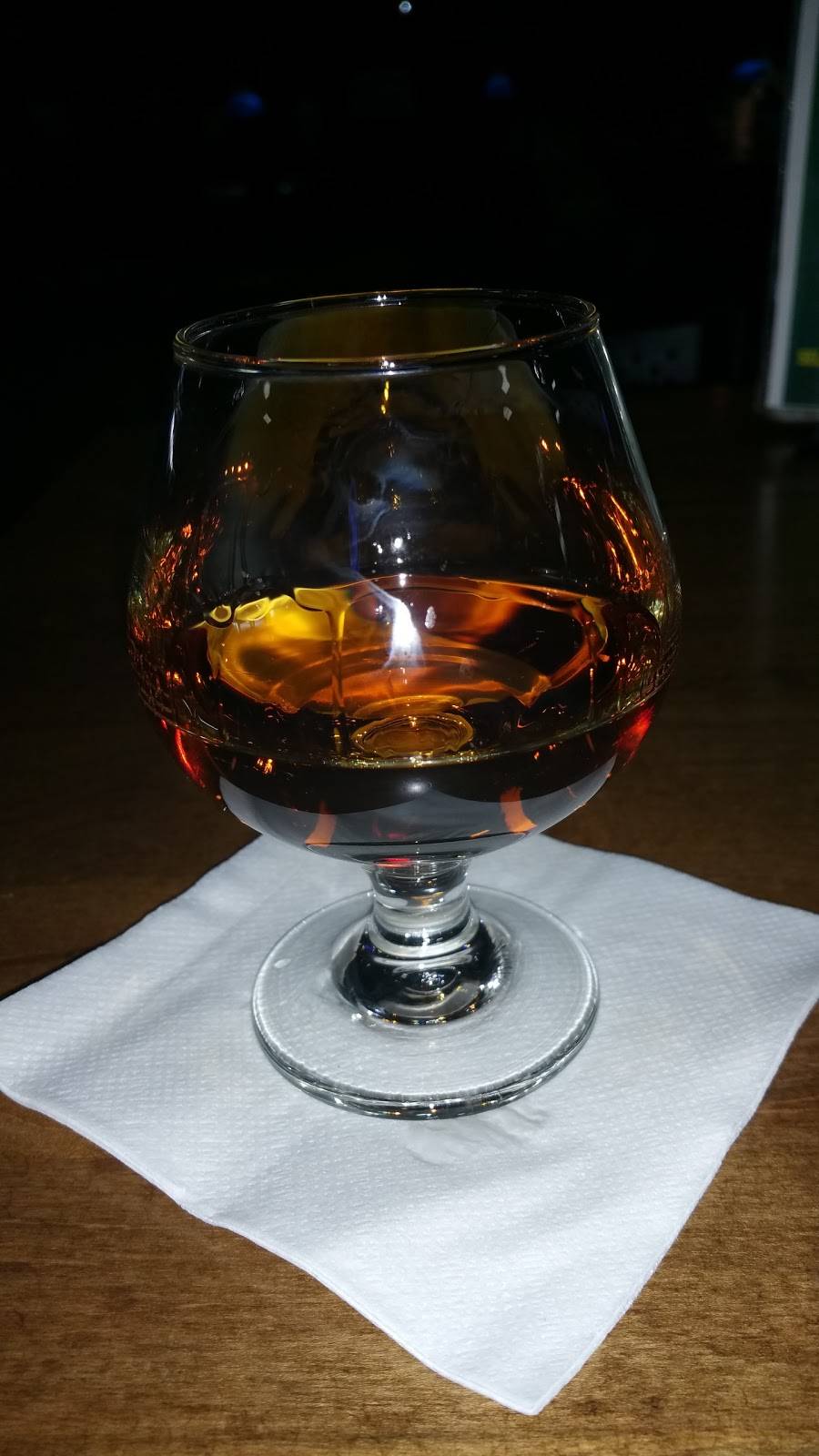 Sidelines Sports Bar & Grill | restaurant | 105 Chesapeake Center Ct, Glen Burnie, MD 21060, USA | 4107687790 OR +1 410-768-7790