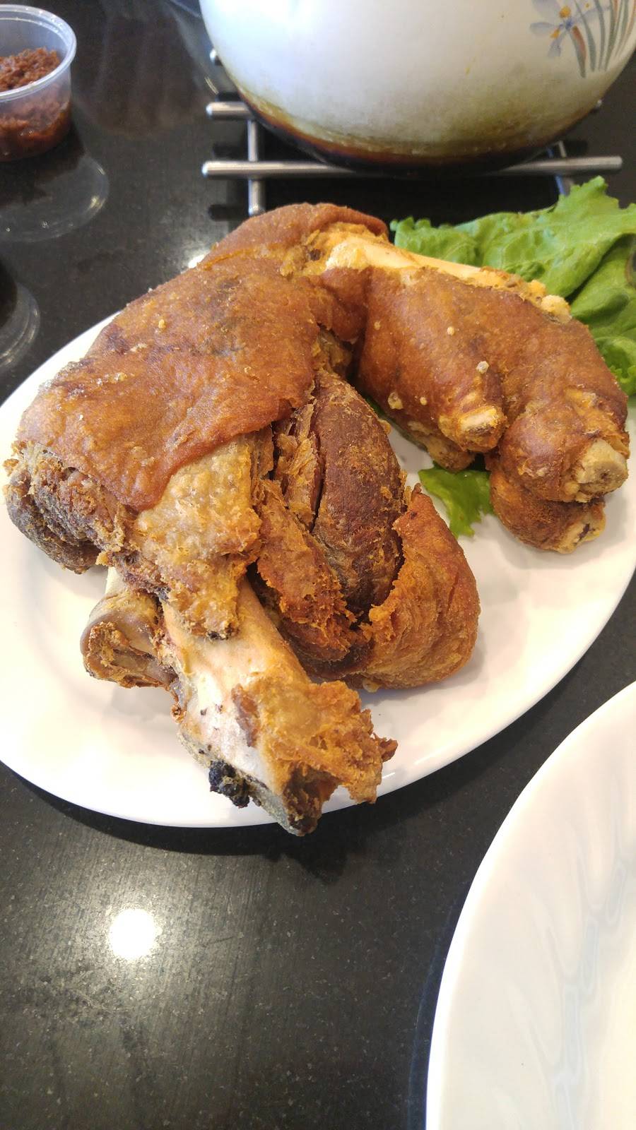 The Original Barrio Fiesta of Manila | restaurant | 16150 Nordhoff St, North Hills, CA 91343, USA | 8189203900 OR +1 818-920-3900