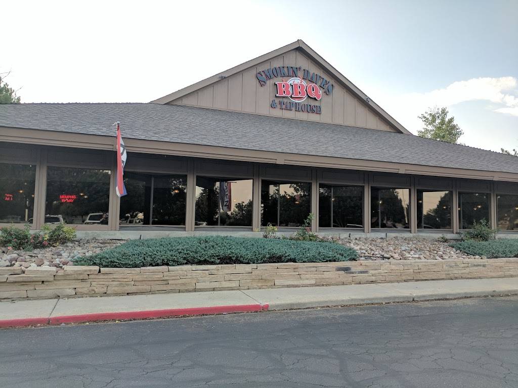 Smokin Daves BBQ & Brew | restaurant | 1940 Ken Pratt Blvd, Longmont, CO 80501, USA | 3039237427 OR +1 303-923-7427