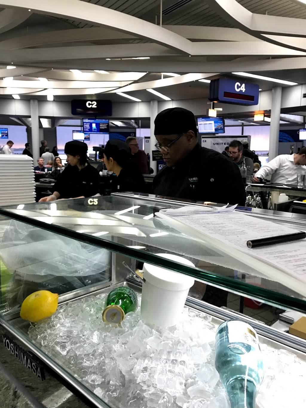 Wicker Park Seafood & Sushi | restaurant | Chicago, IL 60666, USA | 8776727467 OR +1 877-672-7467