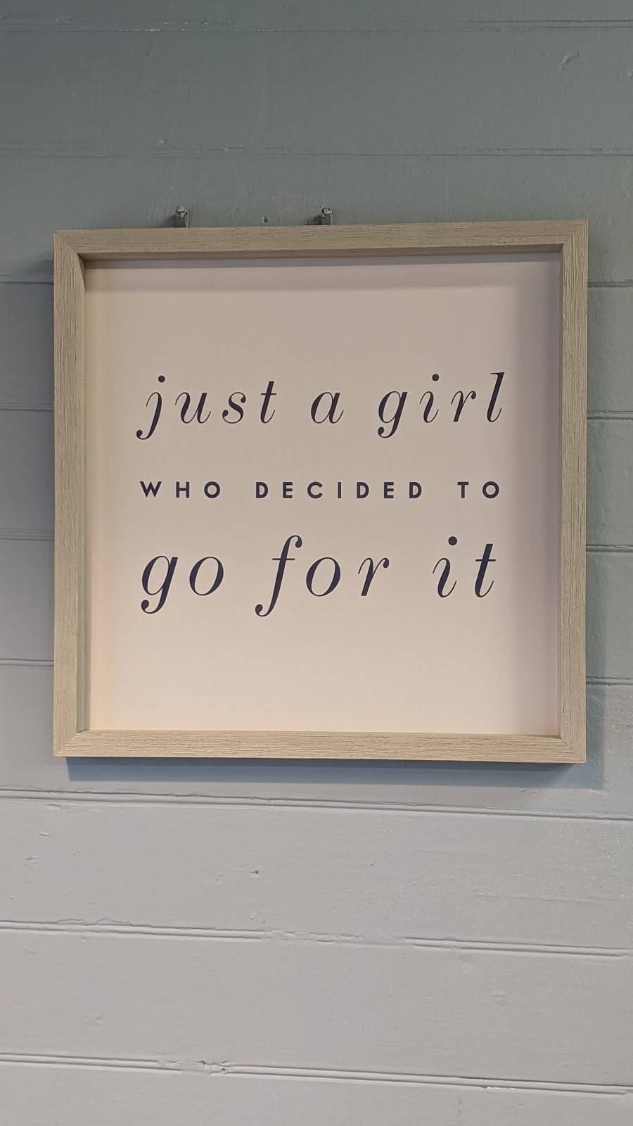 Jennys Place | restaurant | 162 Church St, Marlborough, MA 01752, USA | 7742473008 OR +1 774-247-3008