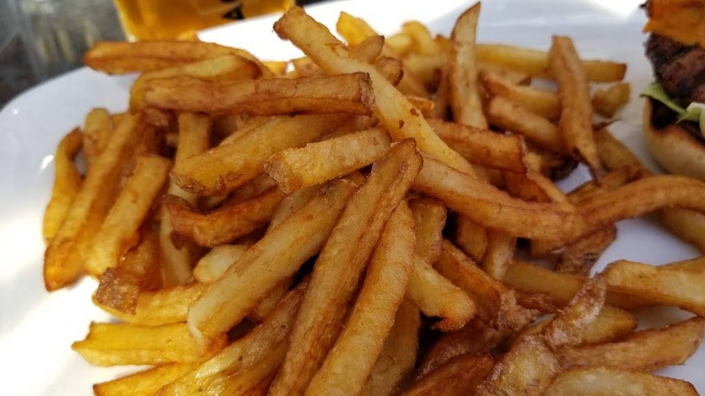 Le Pub Du Bon Vivant | restaurant | 70 Prom. du Portage, Gatineau, QC J8X 2K1, Canada | 8192057900 OR +1 819-205-7900