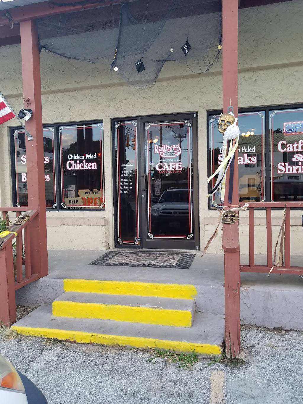 Railhead Cafe LLC | restaurant | 15115 Main St, Lytle, TX 78052, USA | 8307723434 OR +1 830-772-3434