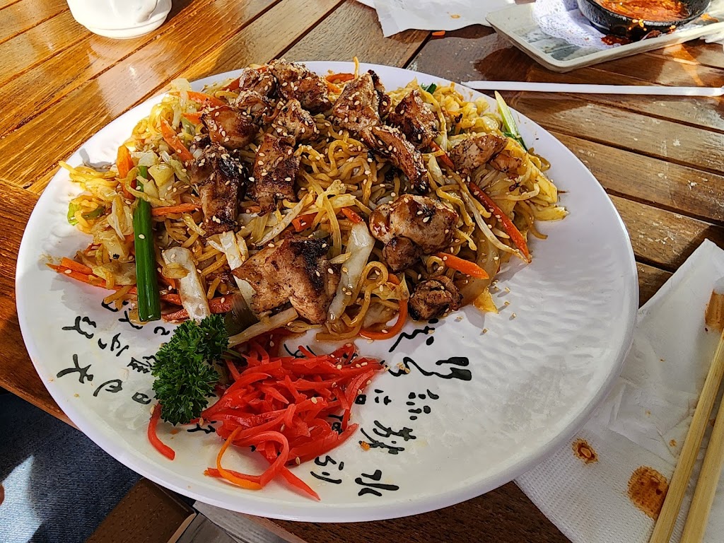 Sunnys Sushi Transmountain | restaurant | 9800 Gateway N Blvd Ste B, El Paso, TX 79924, USA | 9153077829 OR +1 915-307-7829