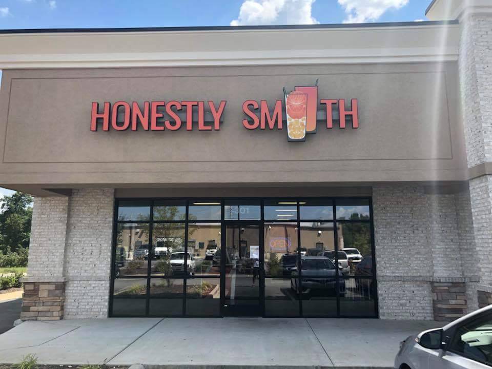 Honestly Smooth Smoothie Co. | restaurant | 2701 Frederick Rd #301, Opelika, AL 36801, USA | 3342034234 OR +1 334-203-4234