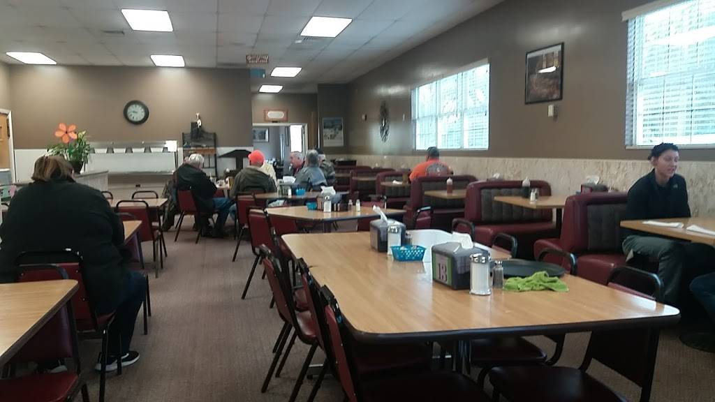 Landmark Restaurant | restaurant | 190 S Lincoln Dr, Troy, MO 63379, USA | 6365286831 OR +1 636-528-6831