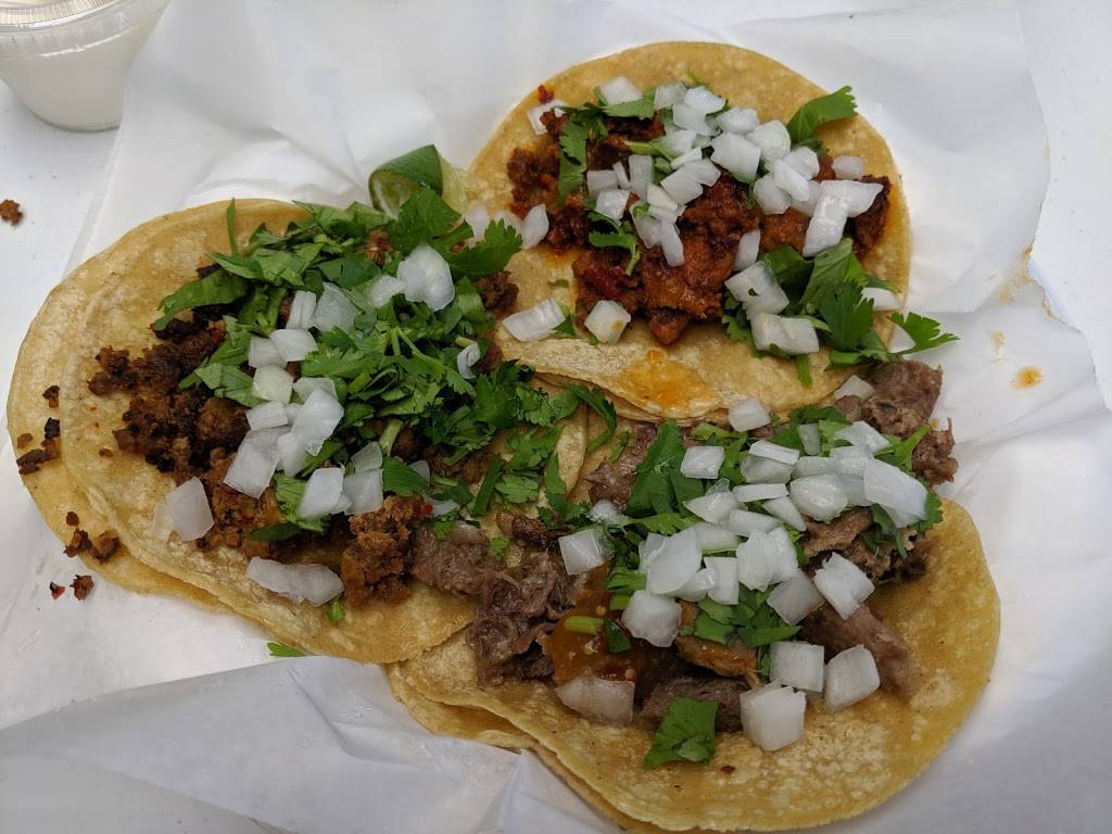 La Mexicana | restaurant | 170 E Washington St, Painesville, OH 44077, USA | 4403581164 OR +1 440-358-1164