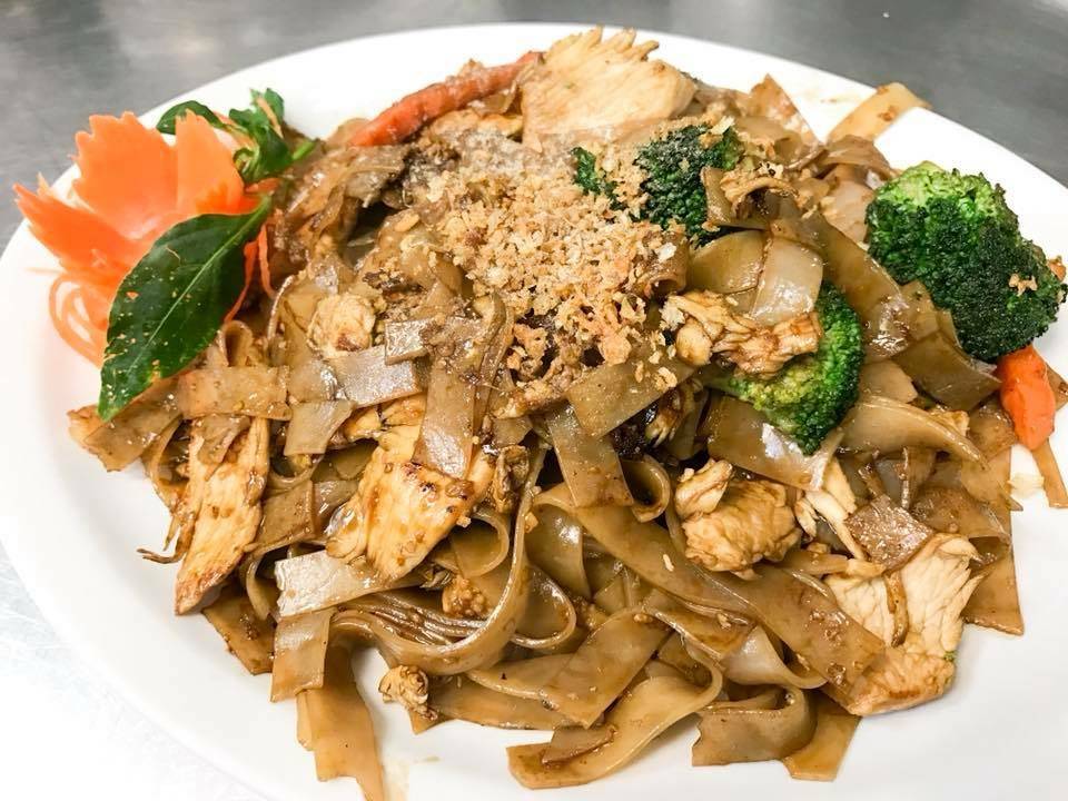 Sawasdee Thai Cuisine | restaurant | 1937 S Military Hwy #4422, Chesapeake, VA 23320, USA | 7575439116 OR +1 757-543-9116