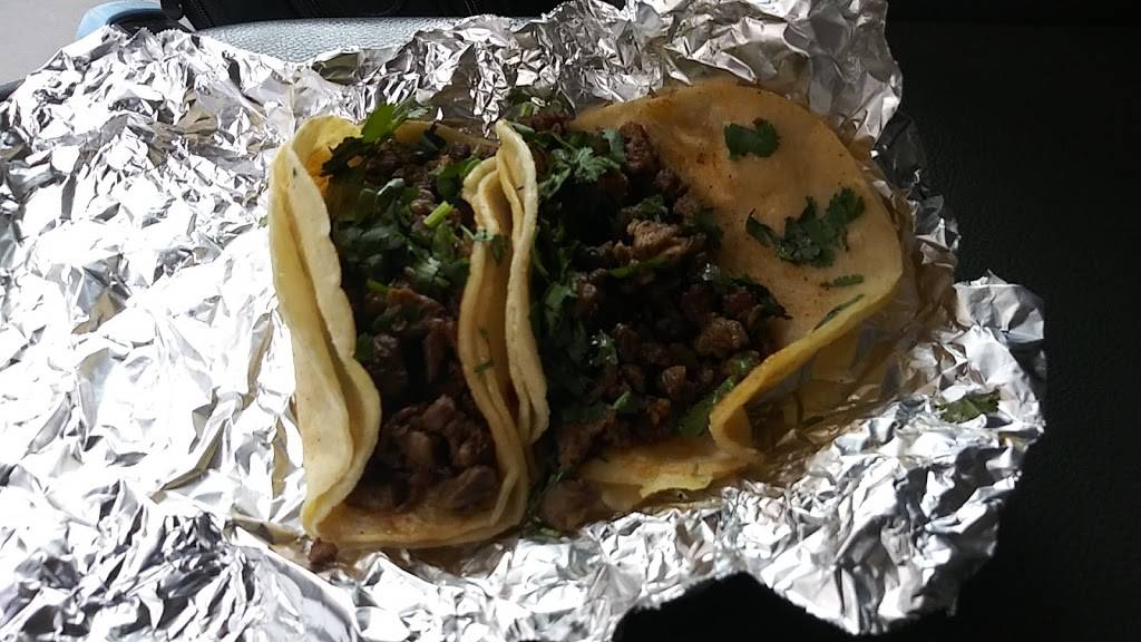 Taqueria La Palma | restaurant | 103 Belcher St, Cleveland, TX 77327, USA | 8324802517 OR +1 832-480-2517