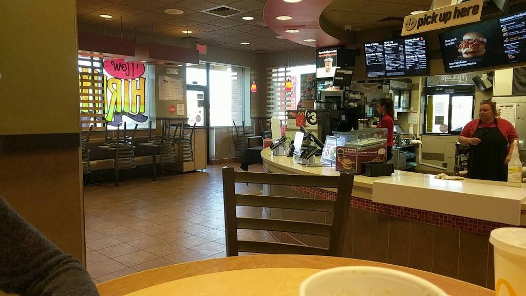 McDonalds | cafe | 412 Heritage Blvd NE, Isanti, MN 55040, USA | 7634447916 OR +1 763-444-7916