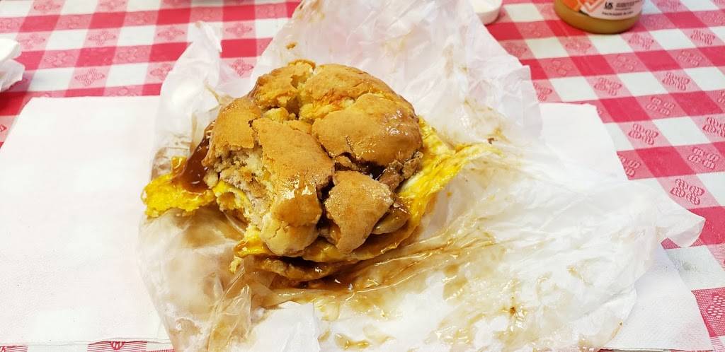 King Chicken | restaurant | 601 Carolina Ave, Washington, NC 27889, USA | 2529464594 OR +1 252-946-4594