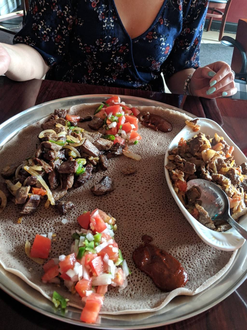 Hiwot Ethiopian Restaurant And Bar | restaurant | 5333 Georgia Ave NW, Washington, DC 20011, USA | 2027222455 OR +1 202-722-2455