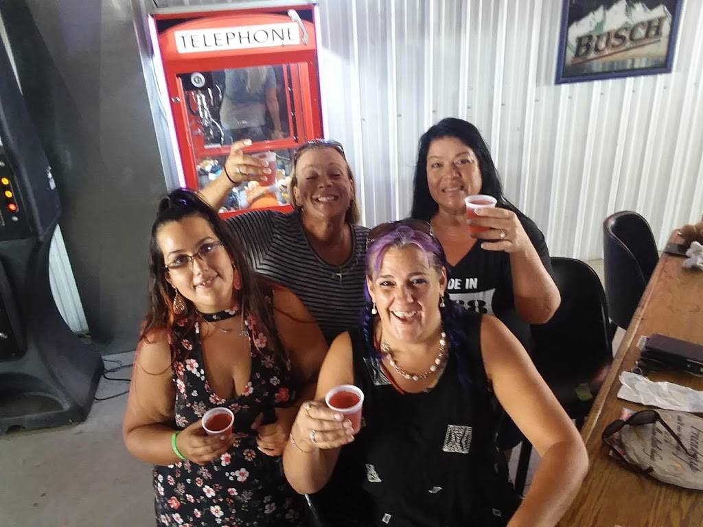 Twisted Tomato Pizzeria | restaurant | 2041 US-34 Unit A, Leland, IL 60531, USA | 8154952311 OR +1 815-495-2311