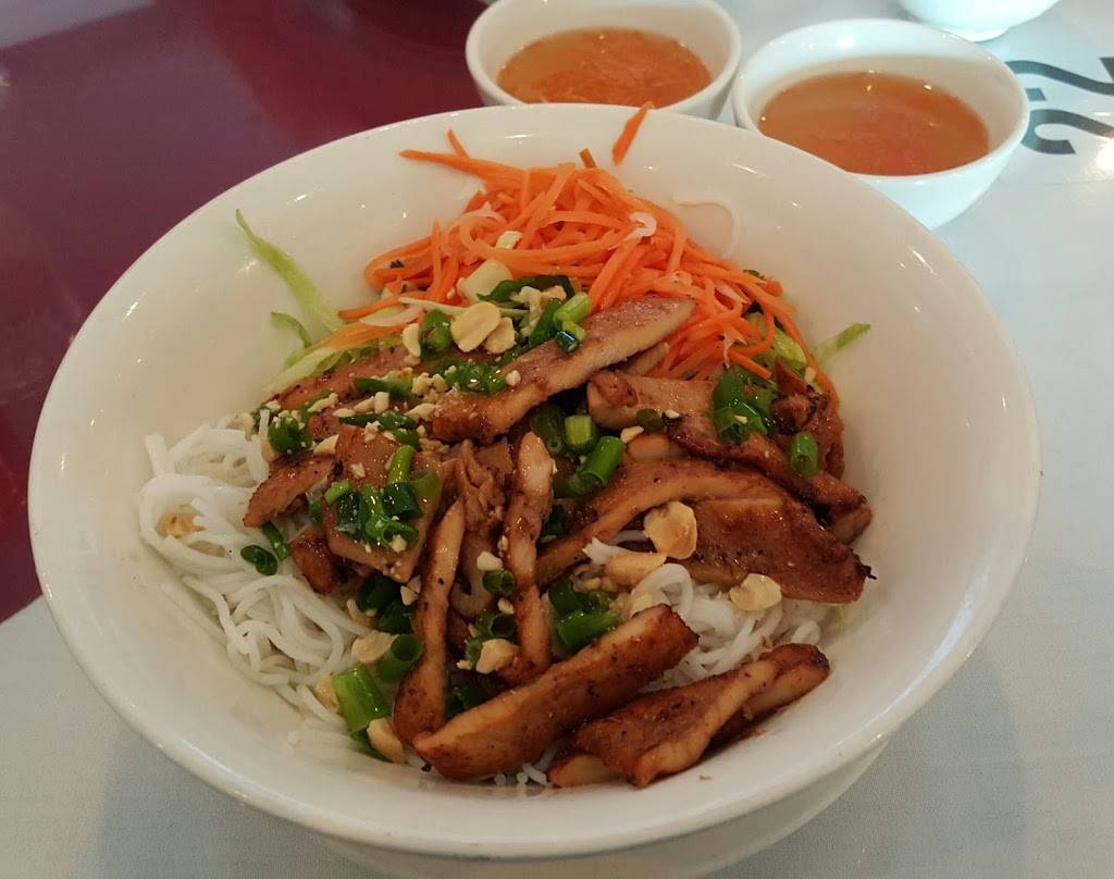 Nam Phuong Restaurant | restaurant | 5495 Jimmy Carter Blvd, Norcross, GA 30093, USA | 7704098686 OR +1 770-409-8686