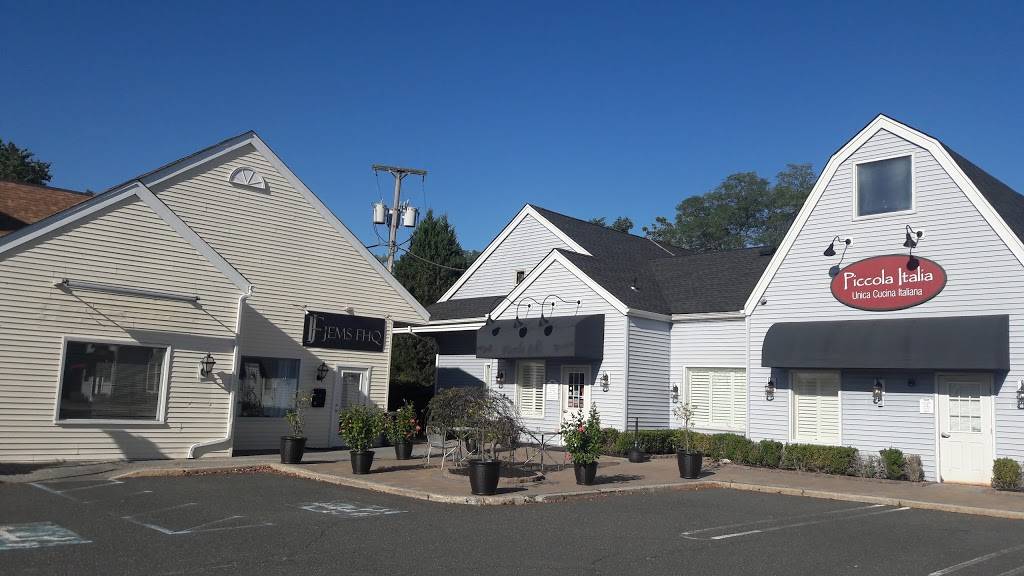 Piccola Italia Restaurant | restaurant | 837 W Park Ave, Ocean Township, NJ 07712, USA | 7324933090 OR +1 732-493-3090