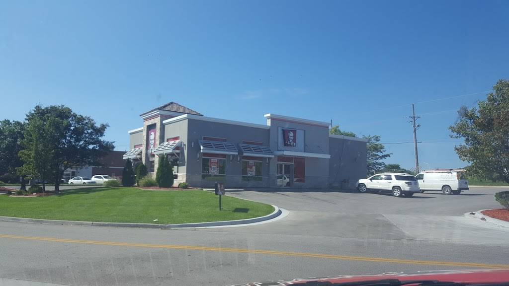 KFC | restaurant | 300 NE Rice Rd, Lees Summit, MO 64086, USA | 8162466160 OR +1 816-246-6160