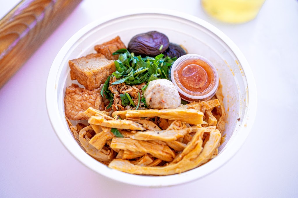 Ngoc Thuyen Vegetarian Foods | restaurant | 12081 Brookhurst St Ste 3, Garden Grove, CA 92840, USA | 6574433015 OR +1 657-443-3015