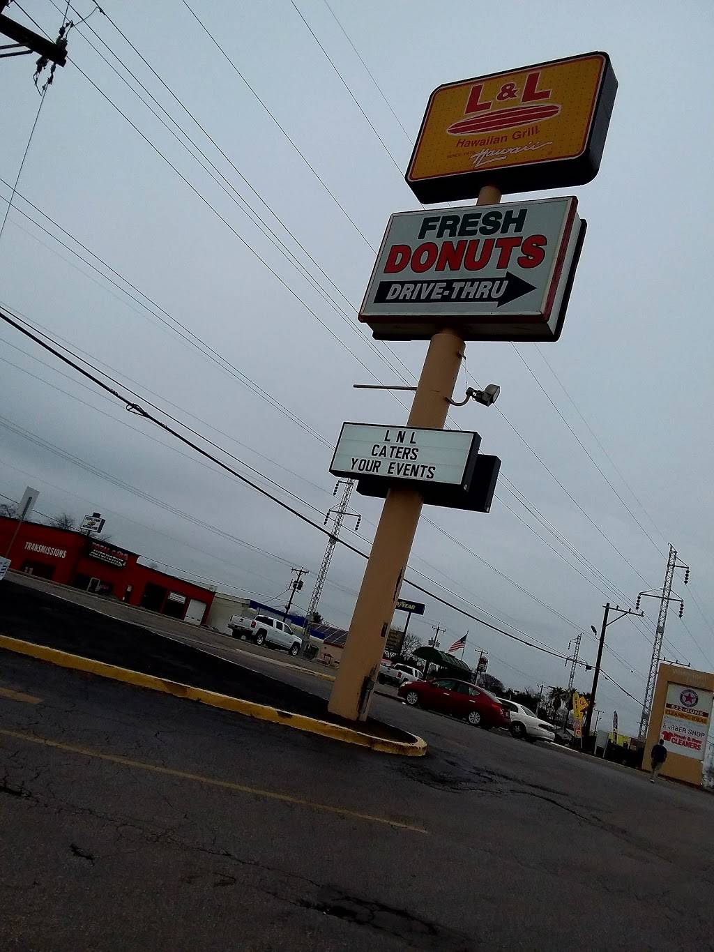Fresh Donut | restaurant | 1302 Austin Hwy, San Antonio, TX 78209, USA | 2109883101 OR +1 210-988-3101