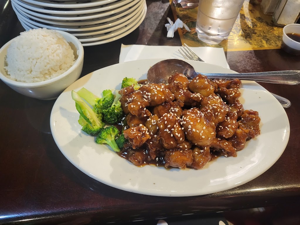 Szechuan | restaurant | 3425 S 1st St, Abilene, TX 79605, USA | 3256739100 OR +1 325-673-9100