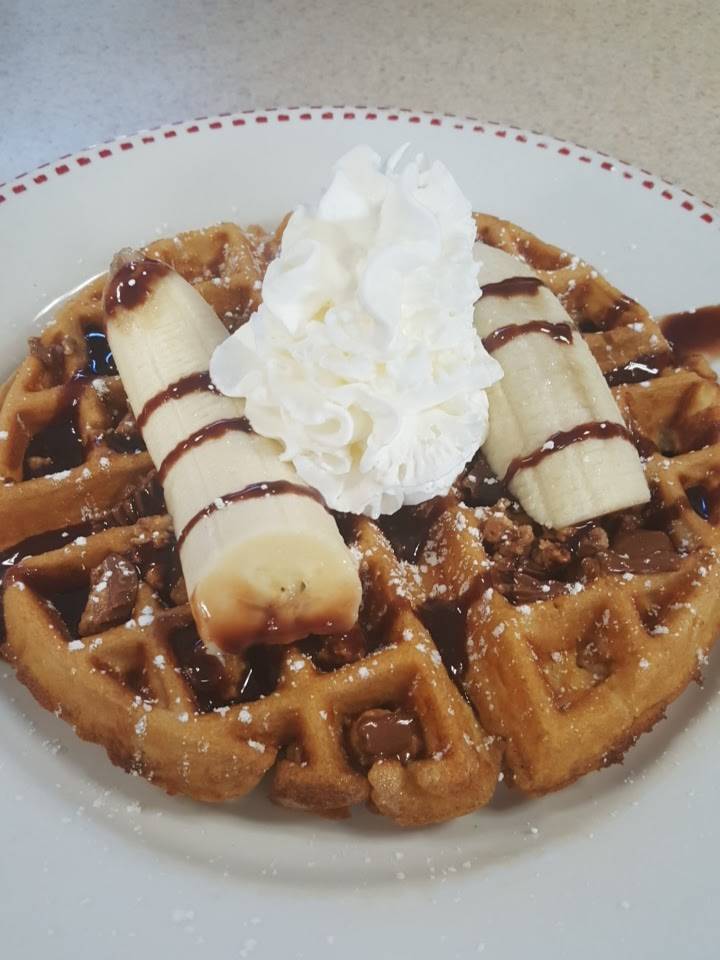 BLTs Breakfast Lunch & Takeout | restaurant | 176 Broad St, Lynn, MA 01901, USA | 7815989284 OR +1 781-598-9284