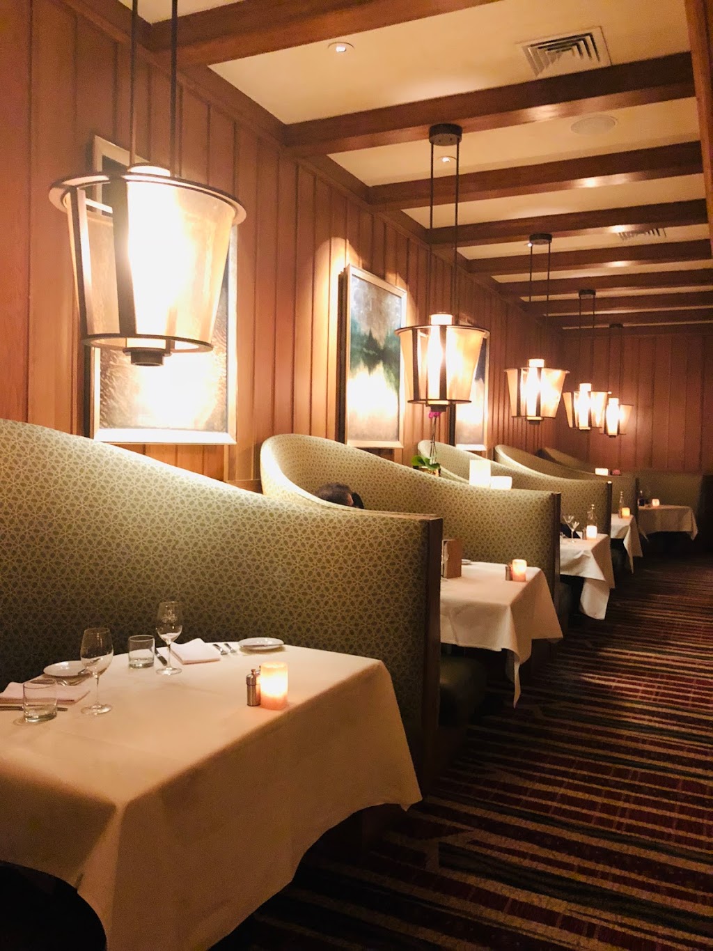 Ember Grille & Wine Bar | restaurant | 777 Ave LAuberge, Lake Charles, LA 70601, USA | 3373957777 OR +1 337-395-7777