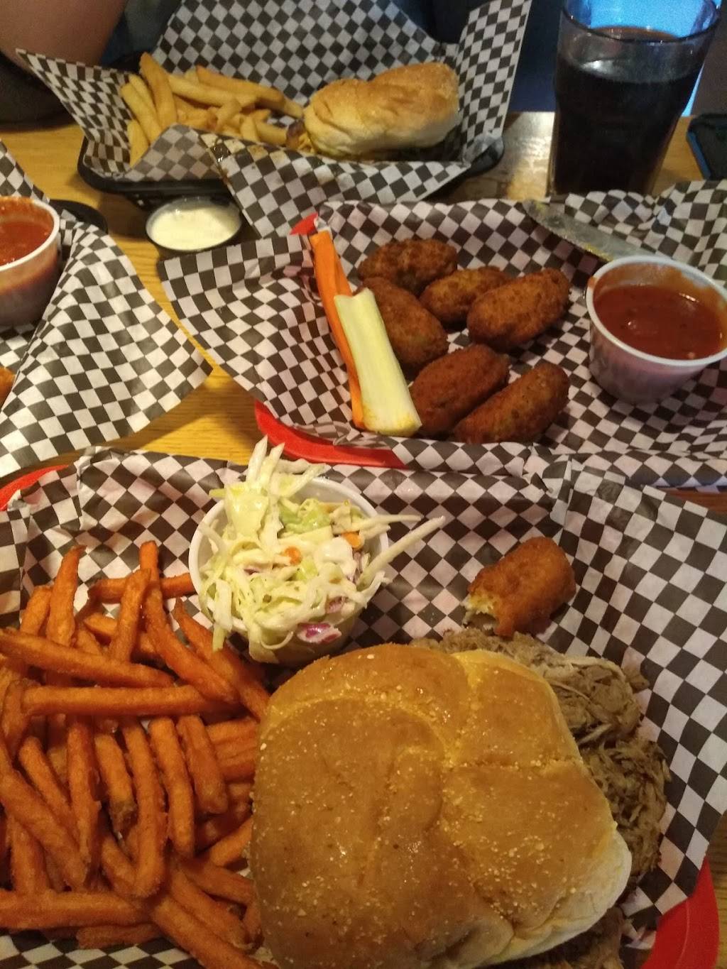 Rock and Roll BBQ | restaurant | 68 N Main St, Warsaw, NY 14569, USA | 5857868484 OR +1 585-786-8484