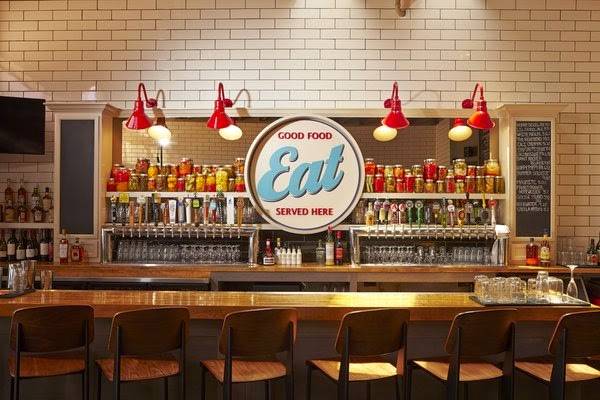 Tipsy Cow | restaurant | 15005 Ventura Blvd, Sherman Oaks, CA 91403, USA | 8189868472 OR +1 818-986-8472