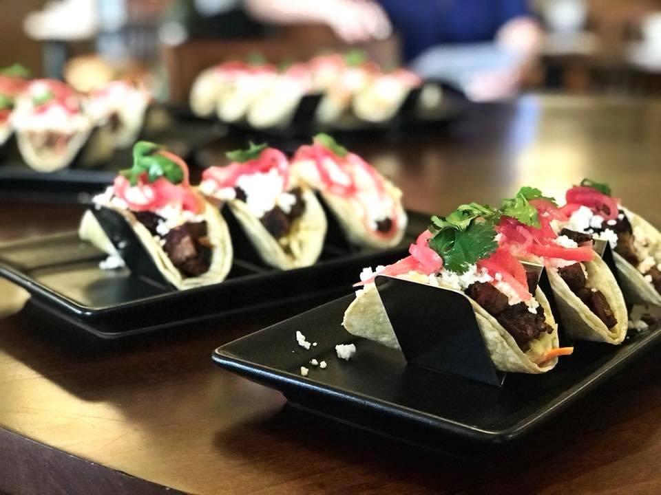 Rack & Helens Social House | restaurant | 4935 Hillegas Rd, Fort Wayne, IN 46818, USA | 2602033154 OR +1 260-203-3154