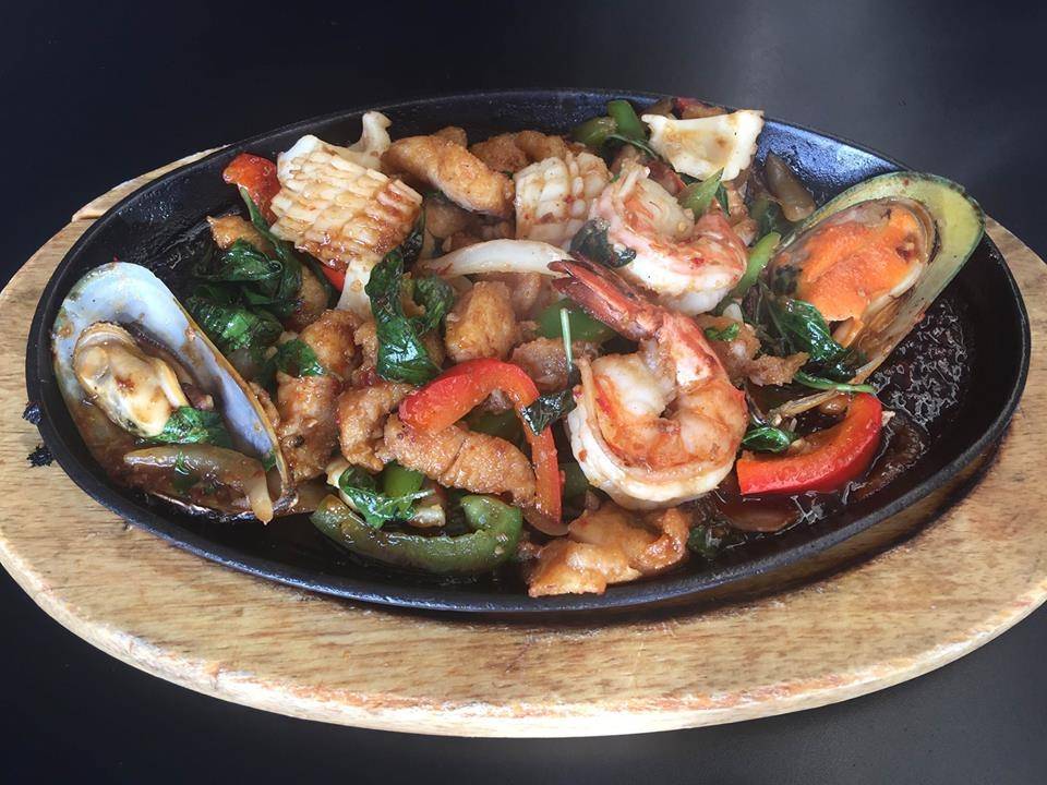 Blue Mango | restaurant | 635 Coleman Ave, San Jose, CA 95110, USA | 4088859222 OR +1 408-885-9222