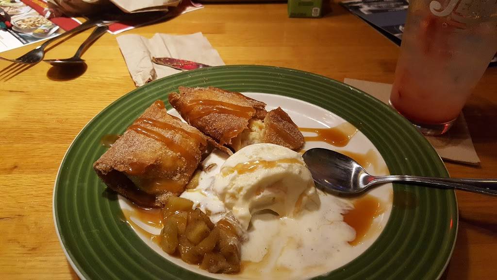 Applebees Grill + Bar | restaurant | 188 Cascade Mall Dr, Burlington, WA 98233, USA | 3607571414 OR +1 360-757-1414