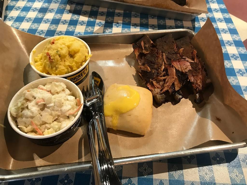 Dickeys Barbecue Pit | restaurant | 811 Cheyenne Meadows Rd Ste 12, Colorado Springs, CO 80906, USA | 7193233228 OR +1 719-323-3228
