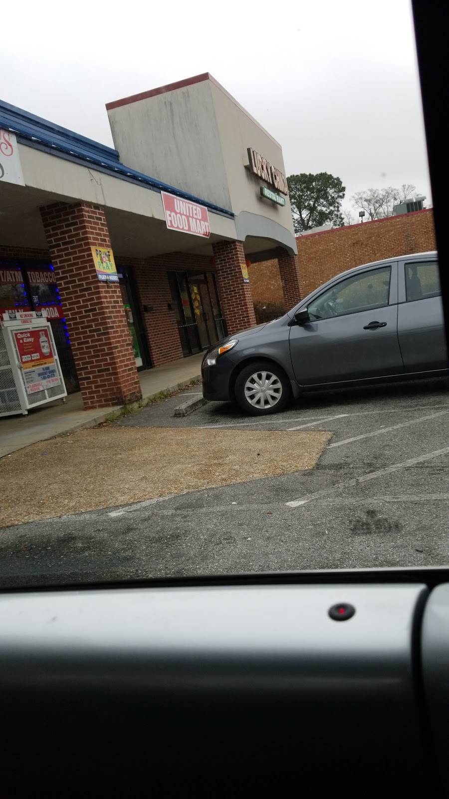 Lucky China | restaurant | 4221 Mercer University Dr # 4, Macon, GA 31204, USA | 4784768012 OR +1 478-476-8012