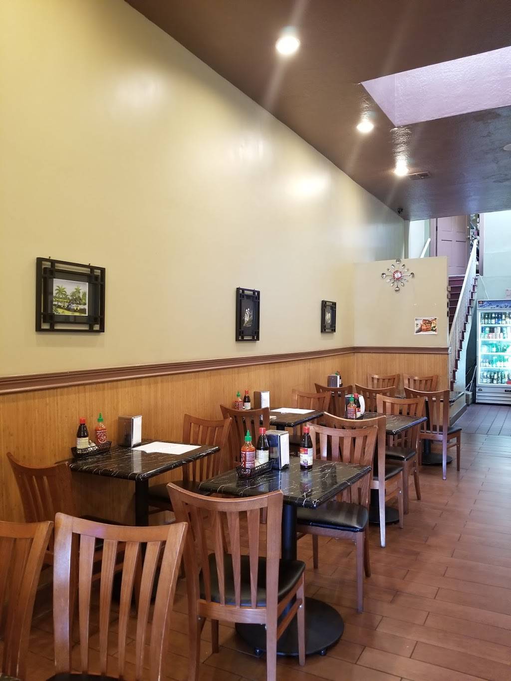 Pho Hut | restaurant | 312 N Brand Blvd, Glendale, CA 91203, USA | 8182476955 OR +1 818-247-6955