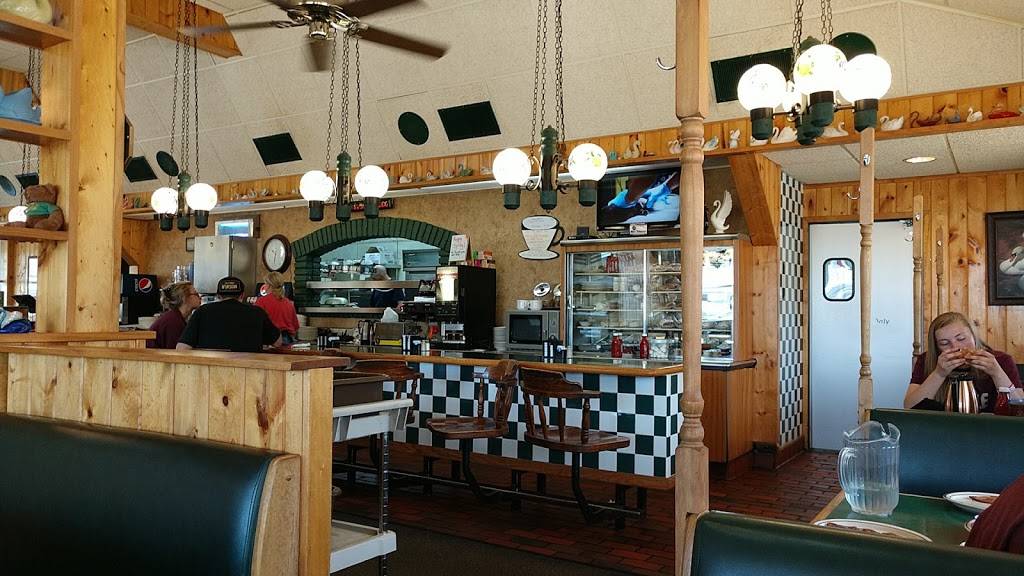 Swans Cafe | restaurant | 1015 E Frontage Rd, Litchfield, MN 55355, USA | 3206933279 OR +1 320-693-3279