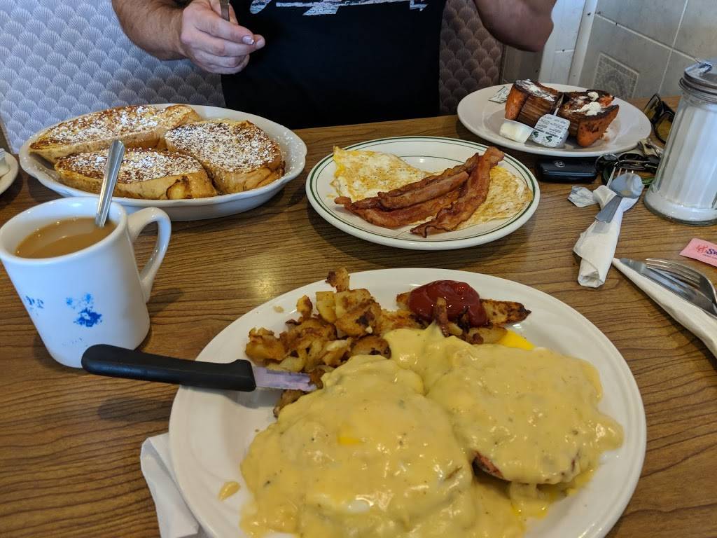 Pantheon Restaurant | restaurant | 1203 Monroe St, Endicott, NY 13760, USA | 6077570275 OR +1 607-757-0275