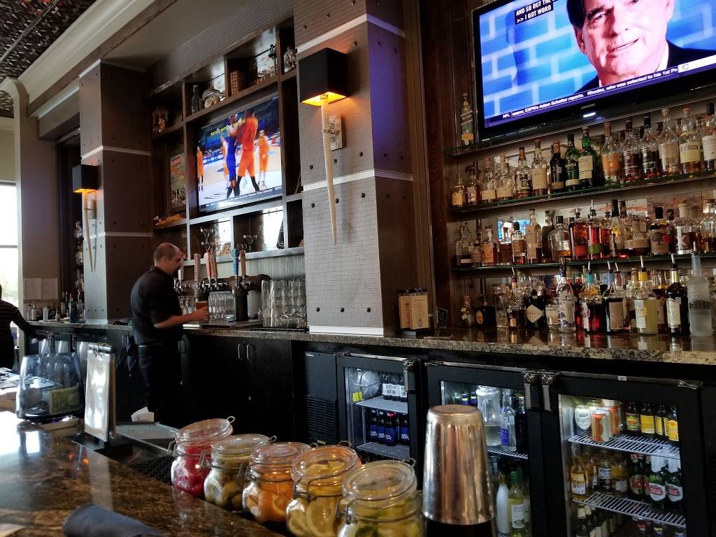 Knotty Deck & Bar | restaurant | 9721 Arboretum Blvd, Austin, TX 78759, USA | 5127956063 OR +1 512-795-6063