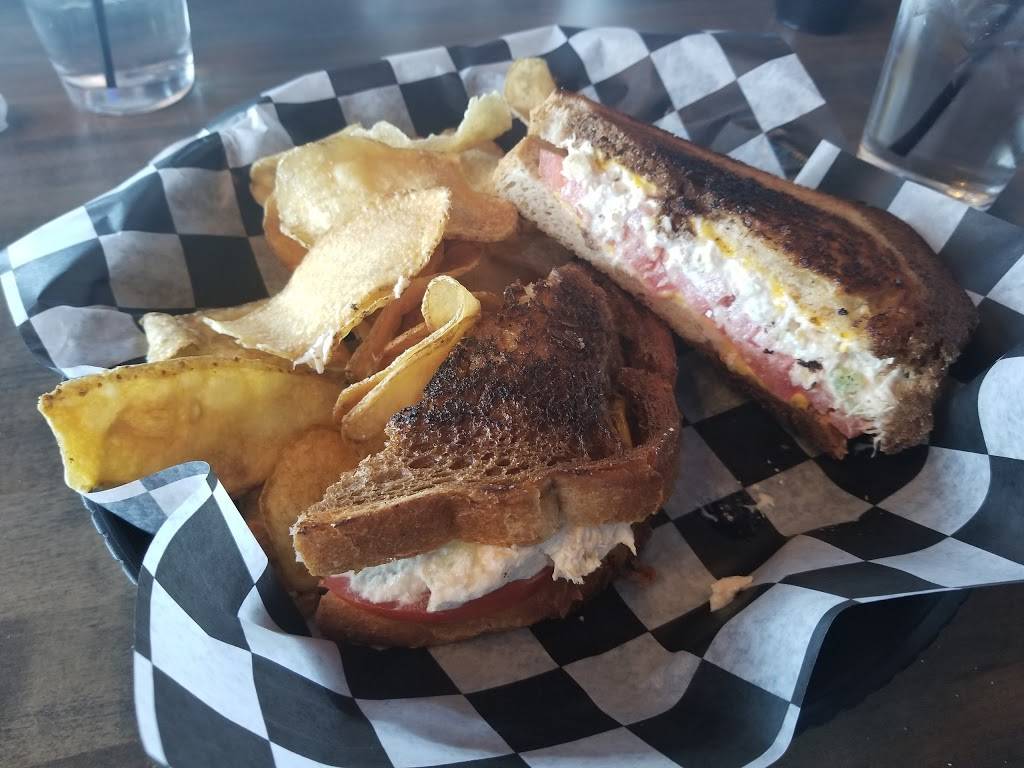 Dave and Amys of Walled Lake | restaurant | 800 N Pontiac Trail, Walled Lake, MI 48390, USA | 2489568622 OR +1 248-956-8622