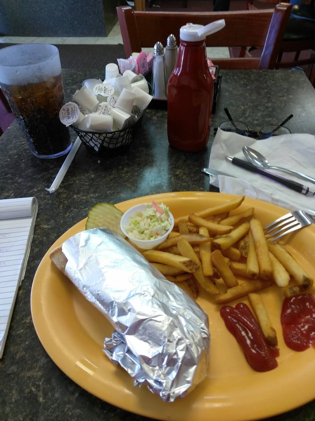 Hilltop Cafe | restaurant | 9322 Little Rd, New Port Richey, FL 34654, USA | 7278623333 OR +1 727-862-3333