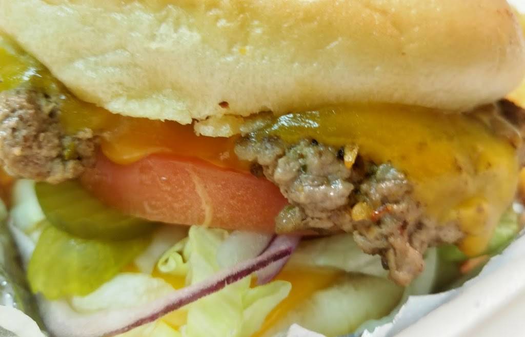 Jumbo & Delicious | restaurant | 110 Imperial Blvd, Hendersonville, TN 37075, USA | 6154475061 OR +1 615-447-5061