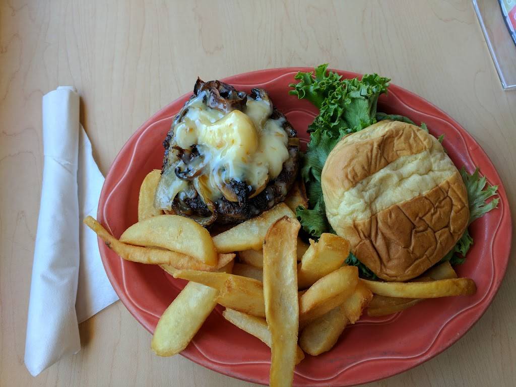 RP Tracks Restaurant & Bar | restaurant | 3547 Walker Ave, Memphis, TN 38111, USA | 9013271471 OR +1 901-327-1471