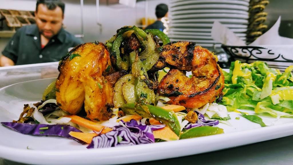 Maya Flavors of India | restaurant | 21200 St Andrews Blvd, Boca Raton, FL 33433, USA | 5617170999 OR +1 561-717-0999