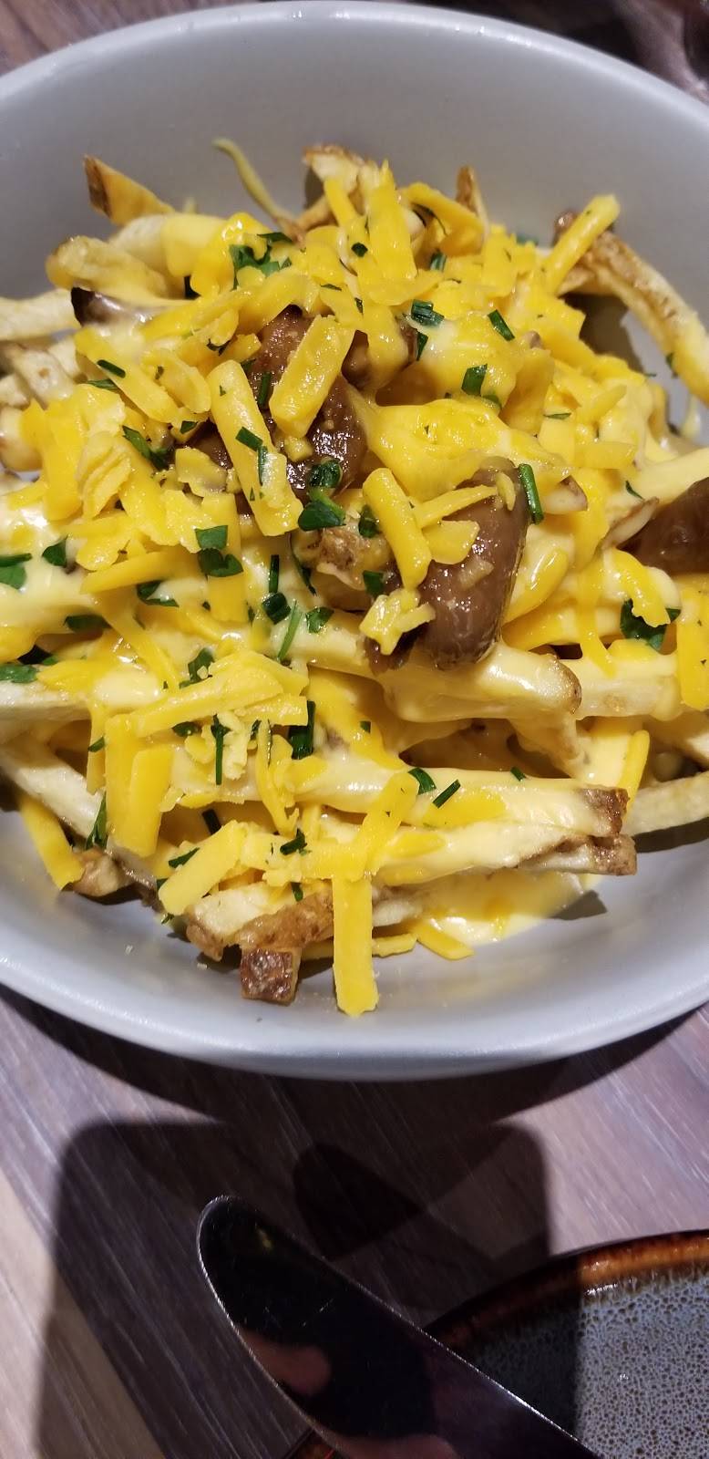 The Salted Pig | restaurant | 3750 Main St STE 103, Riverside, CA 92501, USA | 9517425664 OR +1 951-742-5664