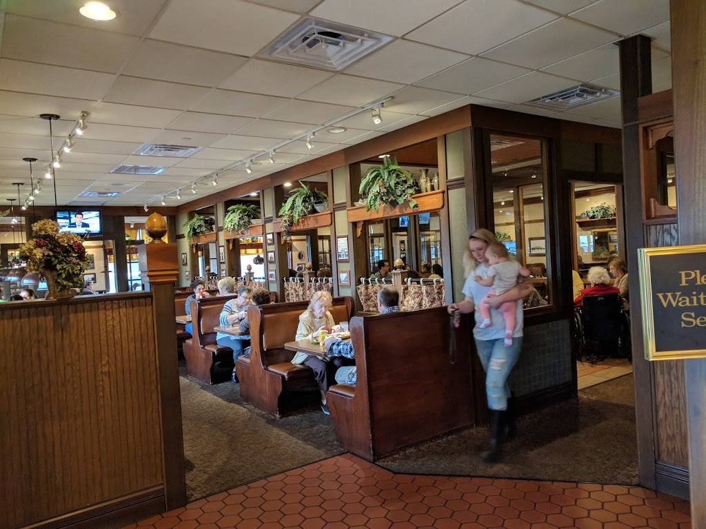 Christos Family Dining | restaurant | 1462 W State Rd 2, La Porte, IN 46350, USA | 2193261644 OR +1 219-326-1644