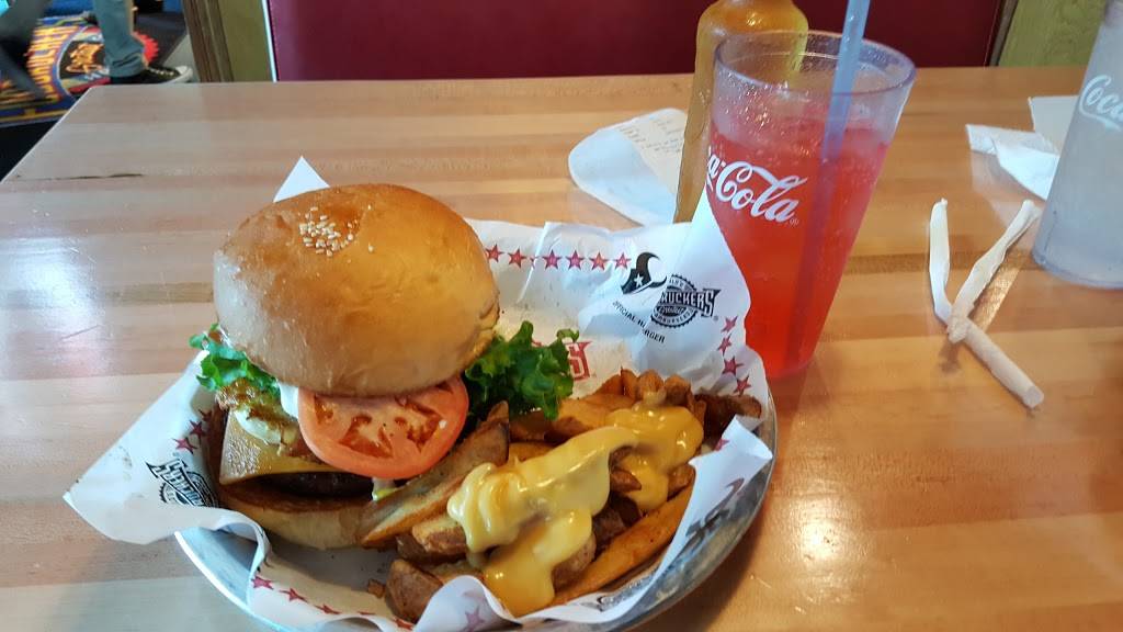 Fuddruckers | restaurant | 7250 Hwy 6 N, Houston, TX 77095, USA | 2815505100 OR +1 281-550-5100