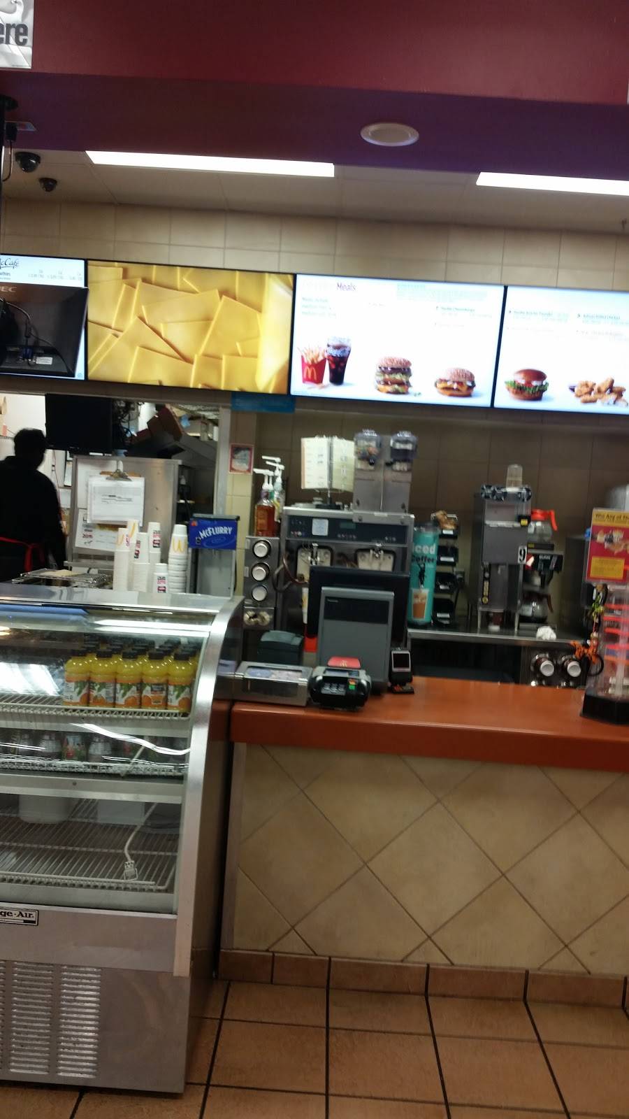 McDonalds | cafe | 12100 Lem Turner Rd, Jacksonville, FL 32218, USA | 9049242555 OR +1 904-924-2555
