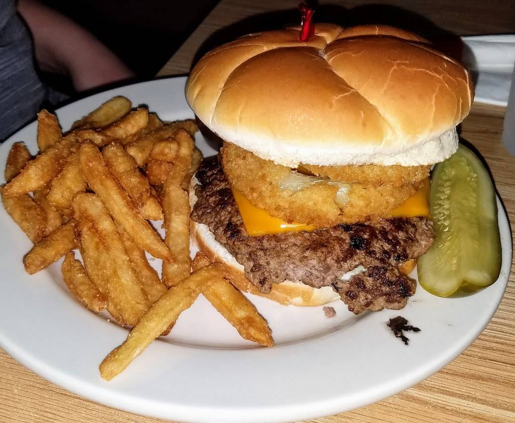 Union House Bar & Restaurant | restaurant | 2713 Brookpark Rd, Cleveland, OH 44134, USA | 2166350809 OR +1 216-635-0809