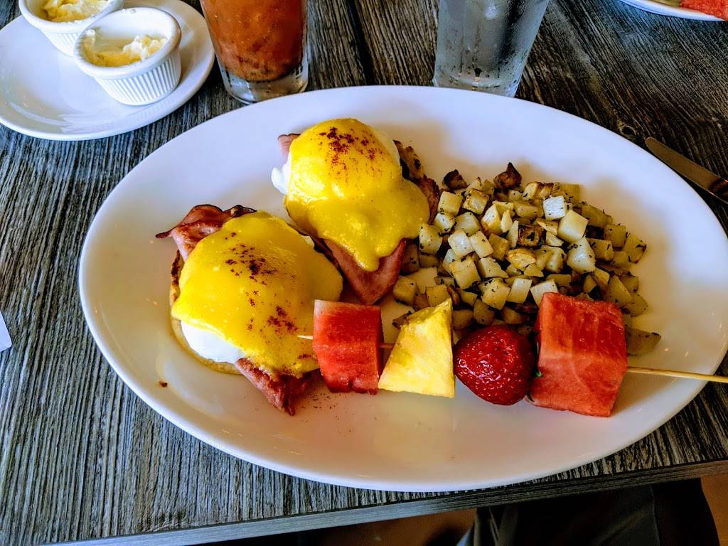 Glossy Heifer | restaurant | 46202 N Black Canyon Hwy, New River, AZ 85087, USA | 6234654854 OR +1 623-465-4854