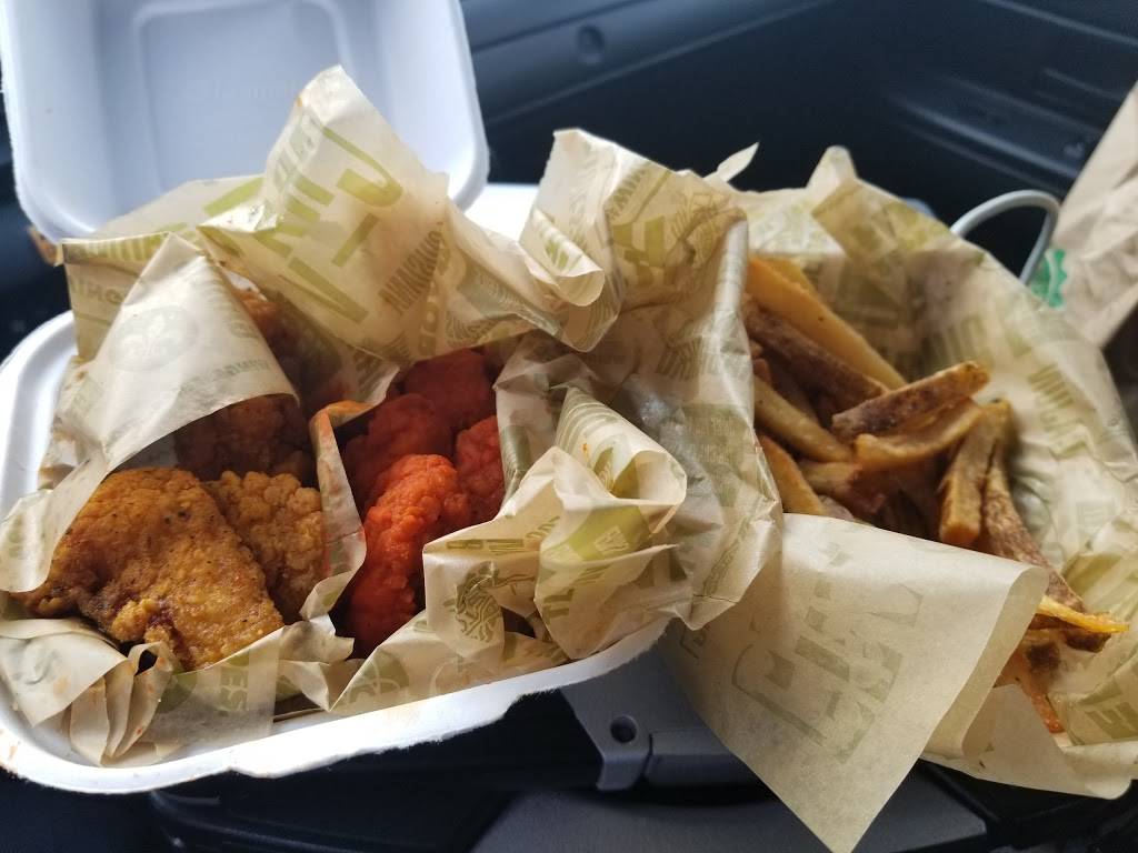 Wingstop | restaurant | 3443 Donnell Dr #3, Forestville, MD 20747, USA | 6672059464 OR +1 667-205-9464