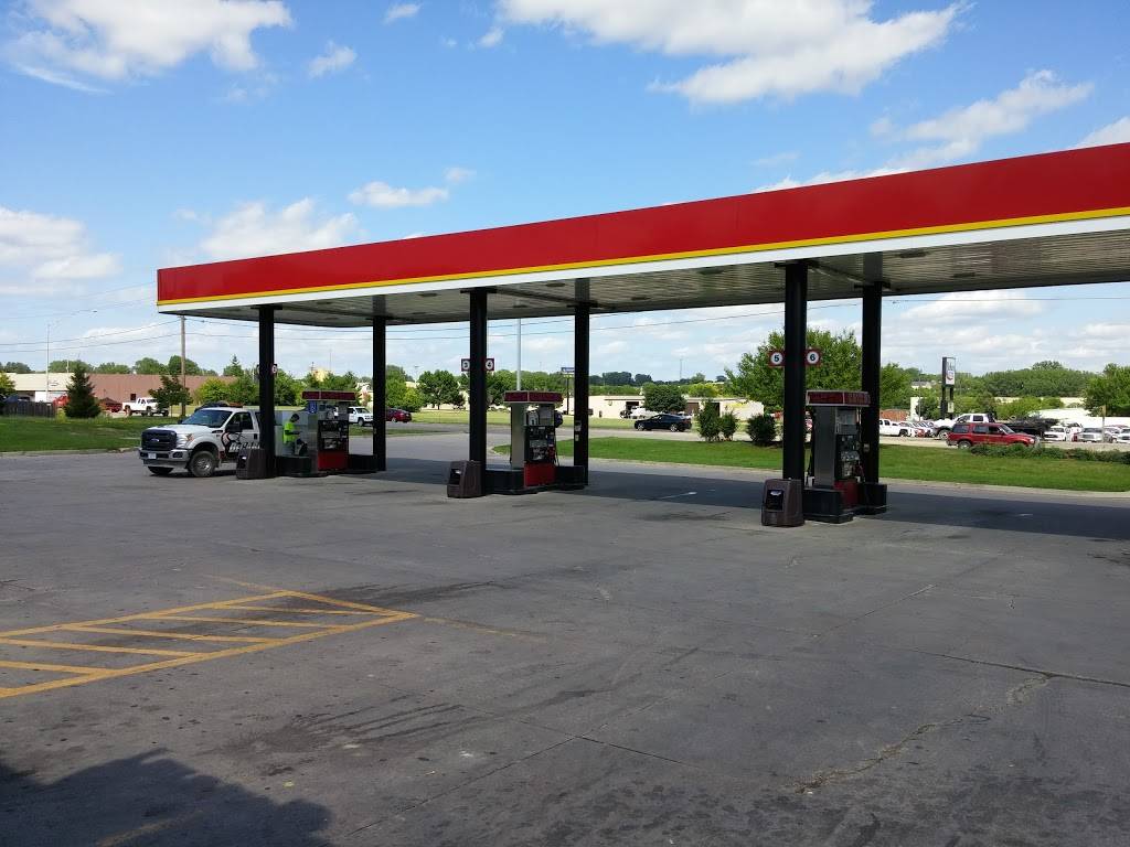 Caseys | meal takeaway | 5150 NE 14th St, Des Moines, IA 50313, USA | 5155640709 OR +1 515-564-0709