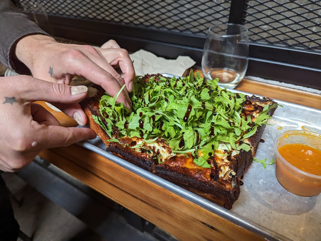 Wrecktangle Pizza | restaurant | 501 30th Ave SE, Minneapolis, MN 55414, USA | 6124485247 OR +1 612-448-5247